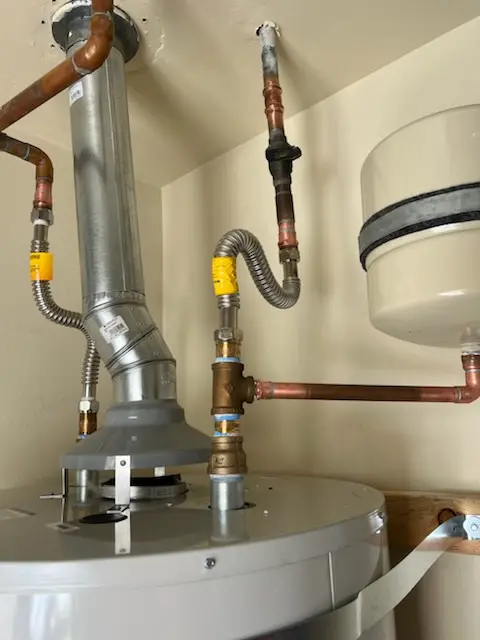 Water heater installation and plumbing repair in Verdigris